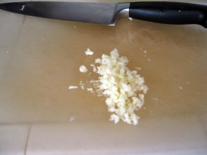 Minced garlic for rosti